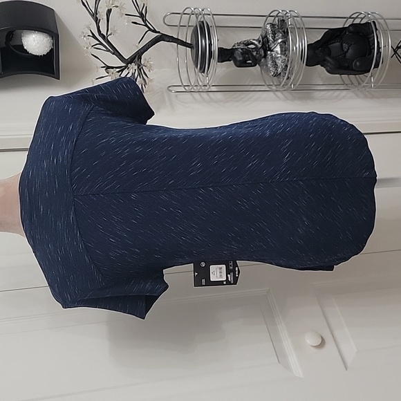 Avia Size XS (0-2) Short Sleeve Commuter Tee, NEW with Tag - Picture 2 of 9